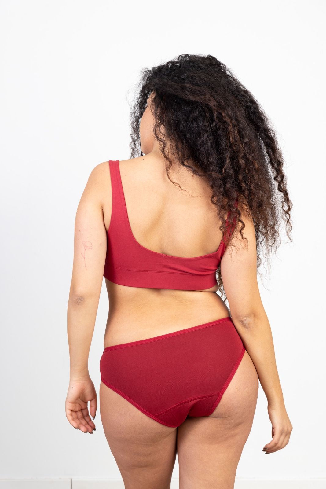 גוזיית סקופ לנערות