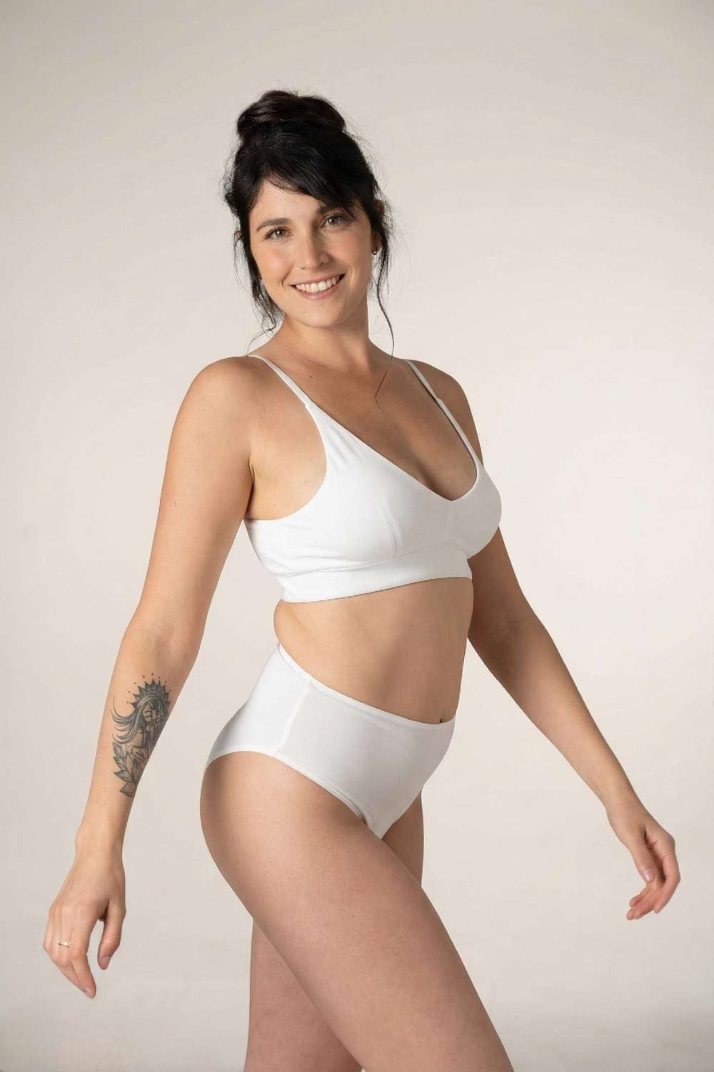 [cap] אביטל · 1.73 מ׳ · מידה S #צבע_לבן